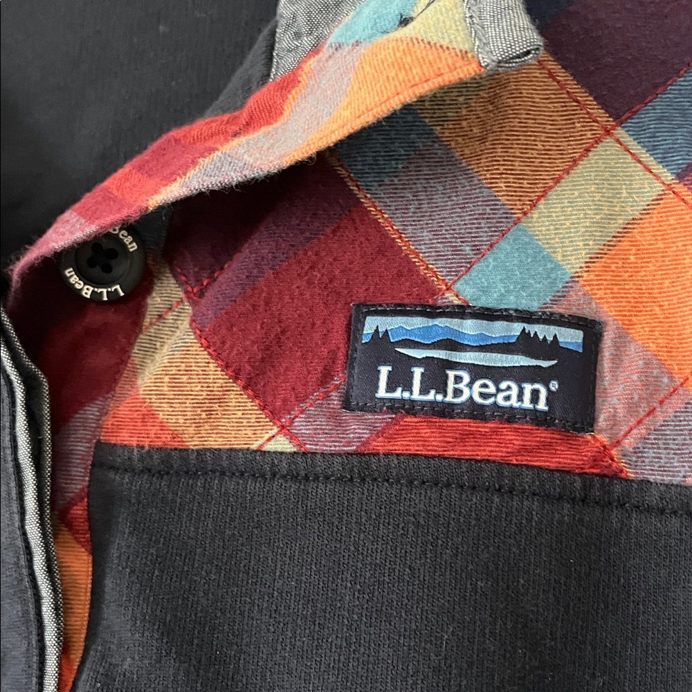 LL Bean Plaid Pullover, M
